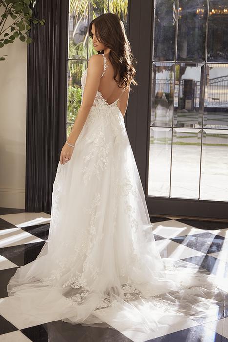 Casablanca Bridal 2577