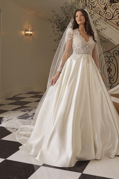 Casablanca Bridal 2579