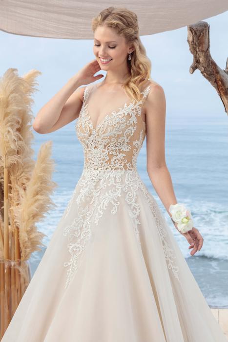 Beloved by Casablanca Bridal BL249