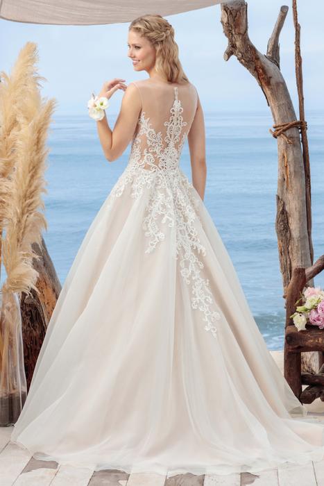 Beloved by Casablanca Bridal BL249