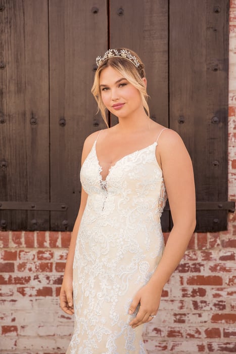 Beloved by Casablanca Bridal BL282