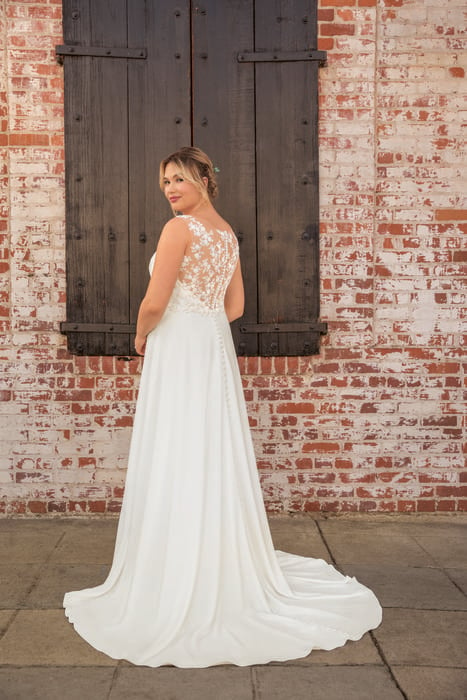 Beloved by Casablanca Bridal BL291