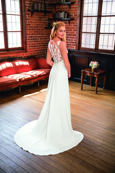 Beloved by Casablanca Bridal BL291