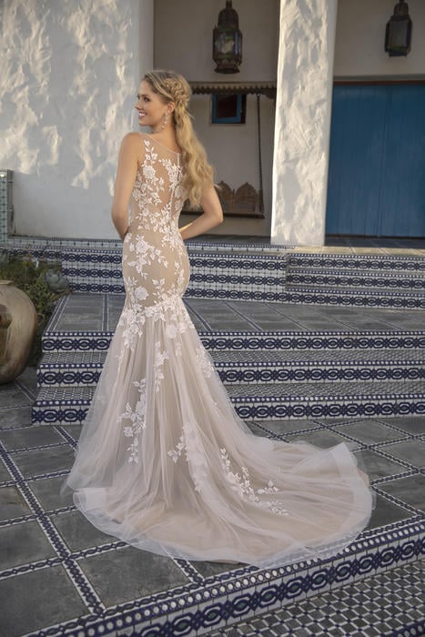 Beloved by Casablanca Bridal BL305