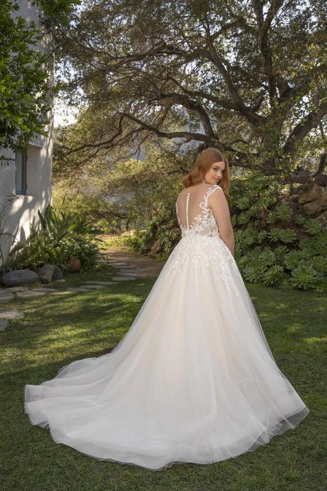 Beloved by Casablanca Bridal BL312