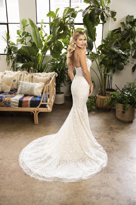 Beloved by Casablanca Bridal BL317