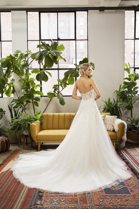 Beloved by Casablanca Bridal BL325