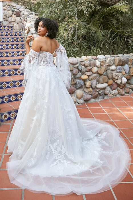 Beloved by Casablanca Bridal BL366