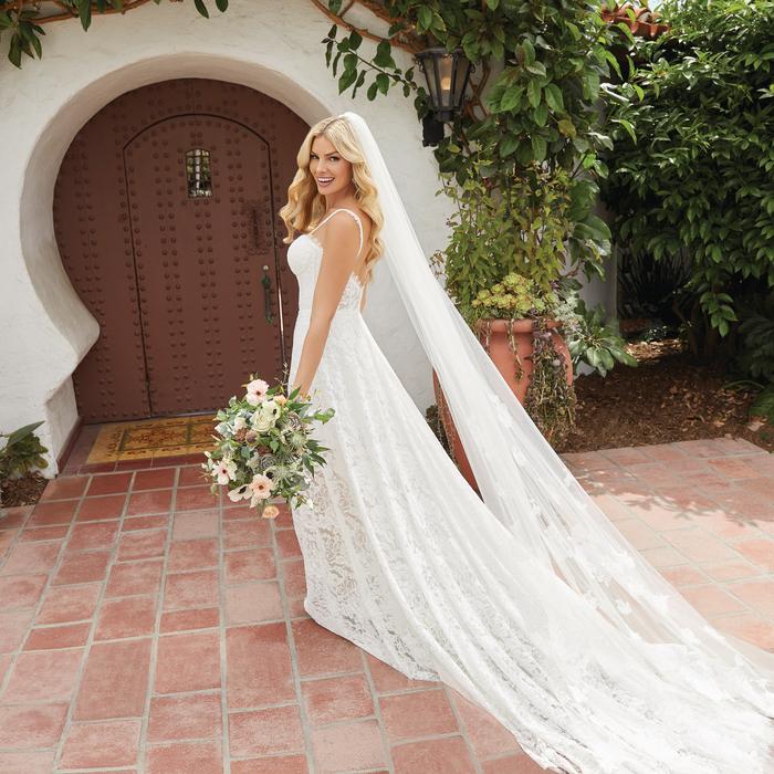 Beloved by Casablanca Bridal BL373