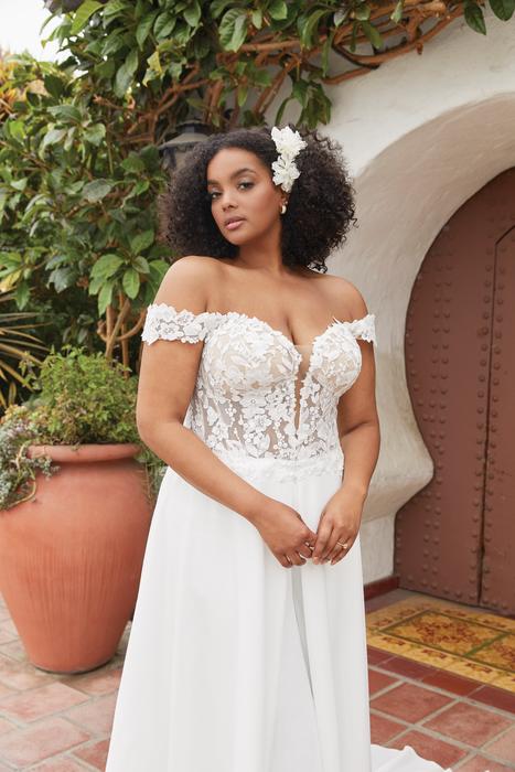 Beloved by Casablanca Bridal BL375