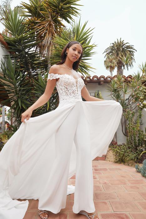 Beloved by Casablanca Bridal BL375