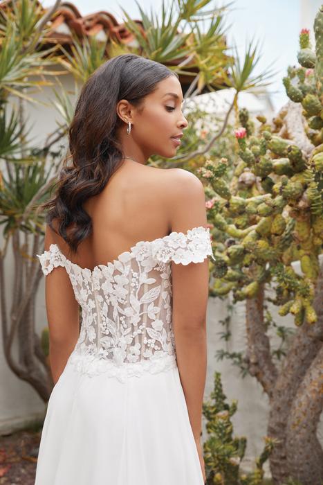 Beloved by Casablanca Bridal BL375