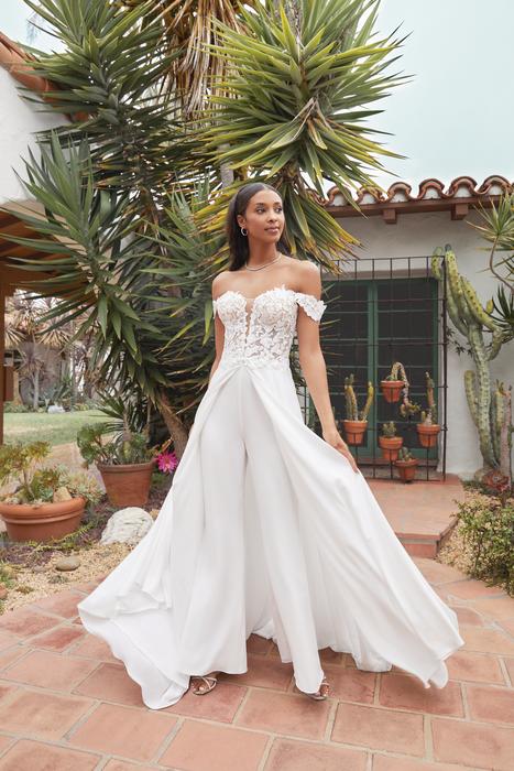 Beloved by Casablanca Bridal BL375