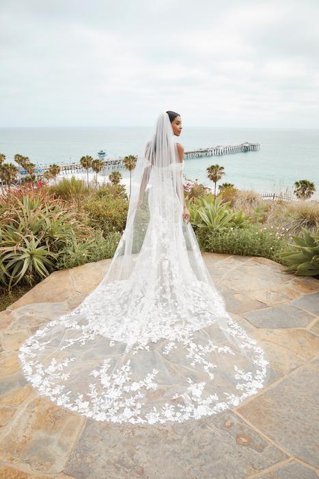 Beloved by Casablanca Bridal BL378