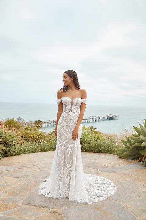 Beloved by Casablanca Bridal BL378