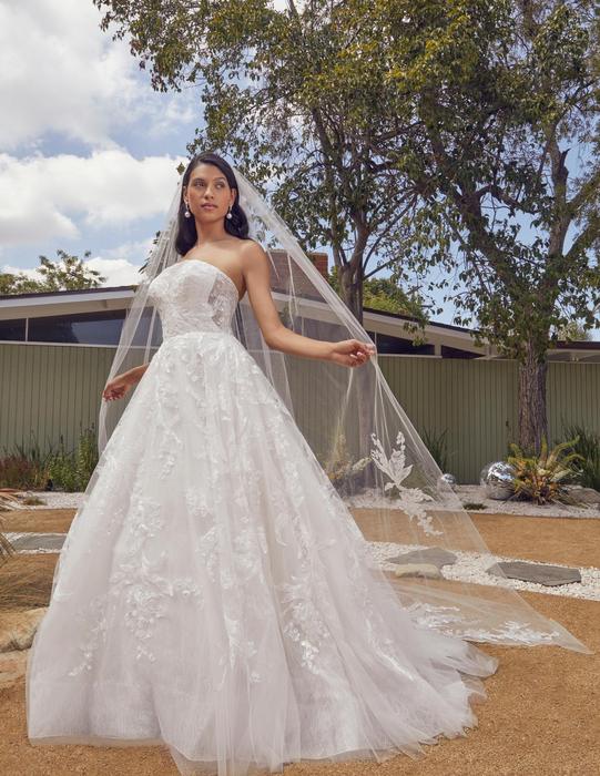 Beloved by Casablanca Bridal BL411