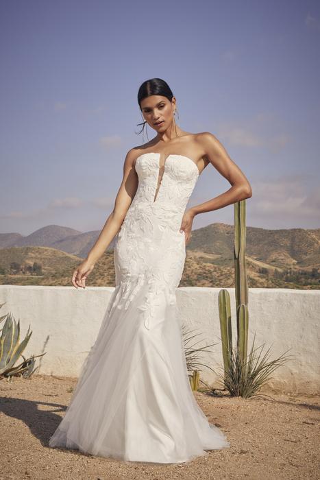 Beloved by Casablanca Bridal BL432