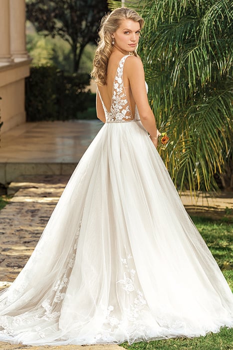 Casablanca Bridal 2348