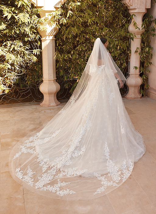 Demetrios Bridal 1084