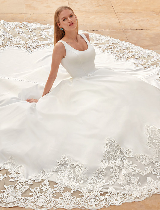 Demetrios Bridal 1123IR