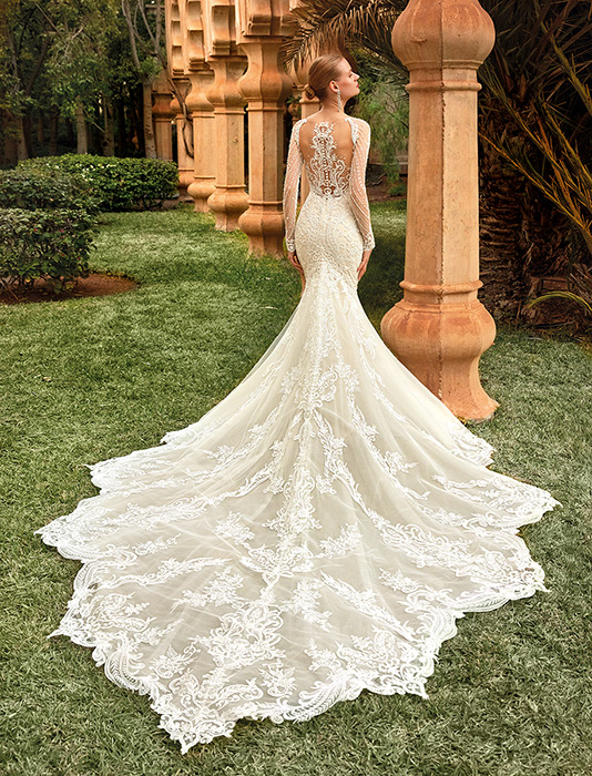 Demetrios Bridal 200130