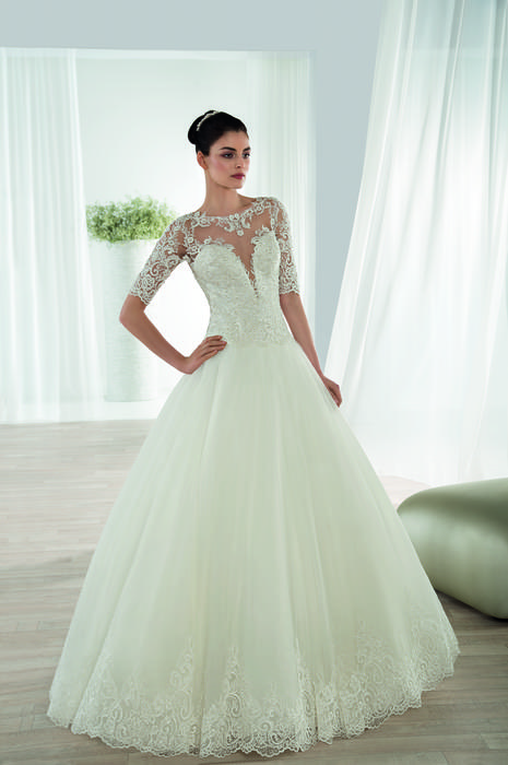 Demetrios Bridal 644D