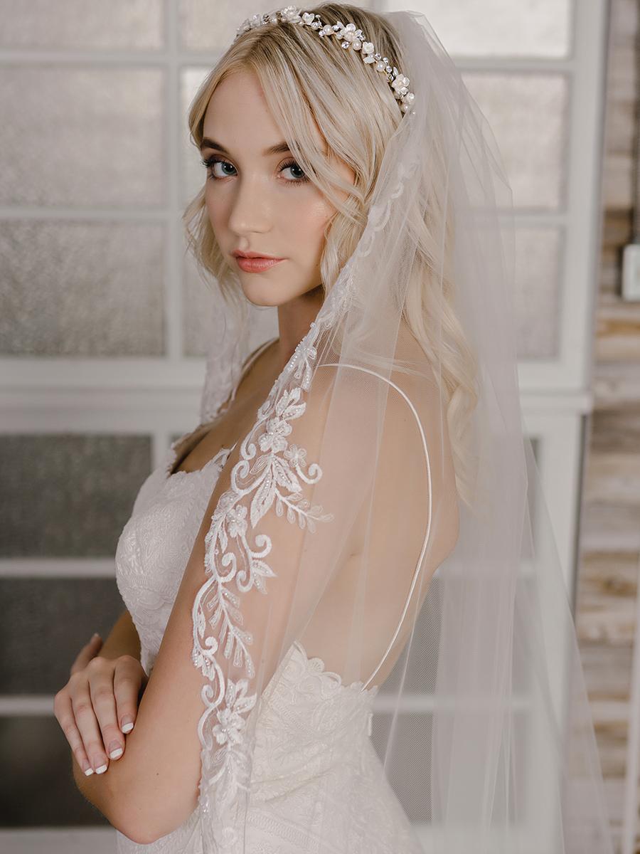 En Vogue Bridal V2196SF