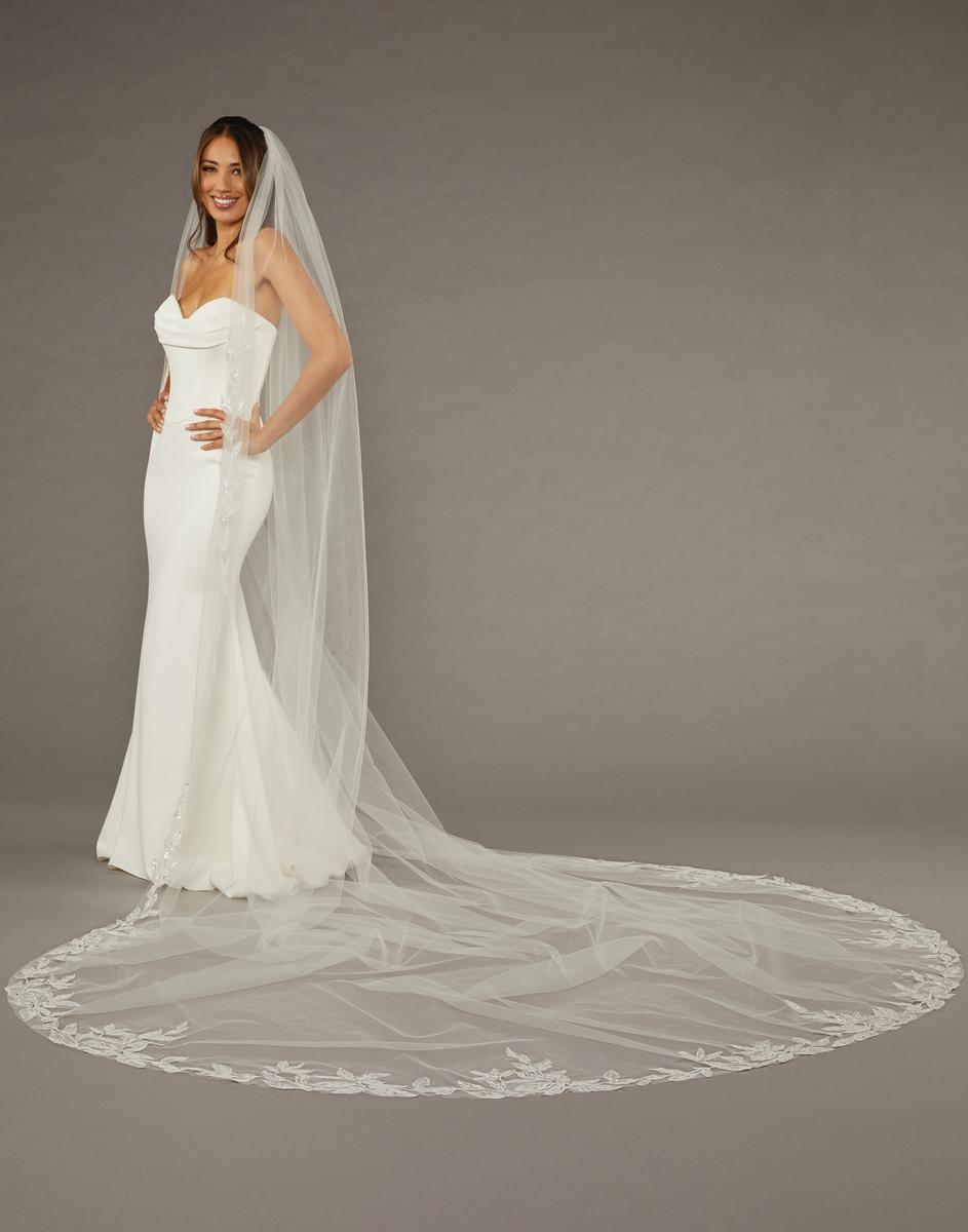 En Vogue Bridal V2498WRC