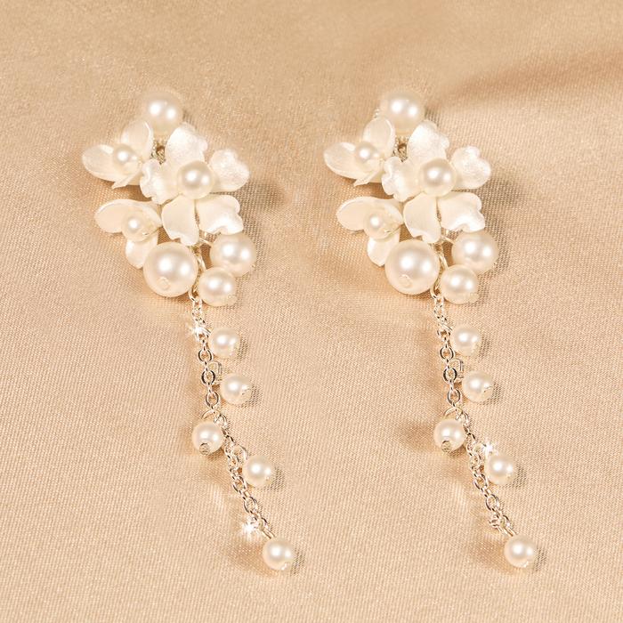 enVogue Rhinestone Earrings E2546