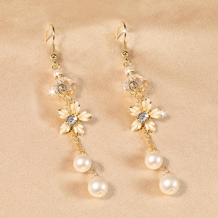 enVogue Rhinestone Earrings E2547