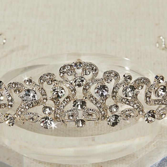 Rhinestone Tiara T2010