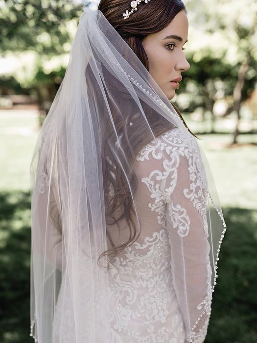 enVogue Bridal Veil V2090SF