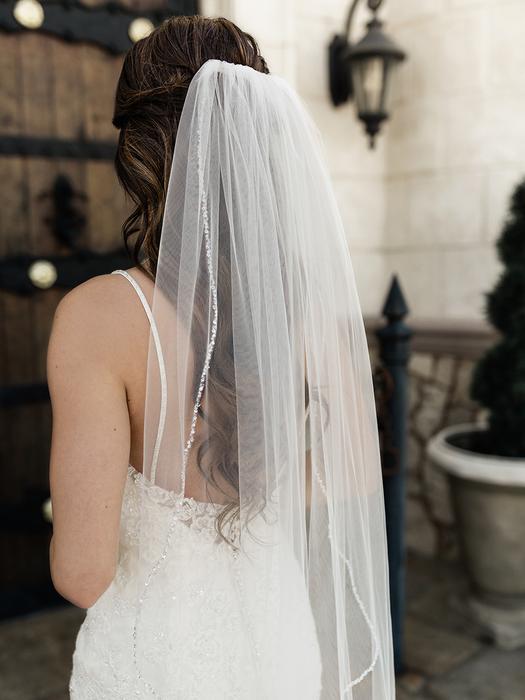 enVogue Bridal Veil V2092SF