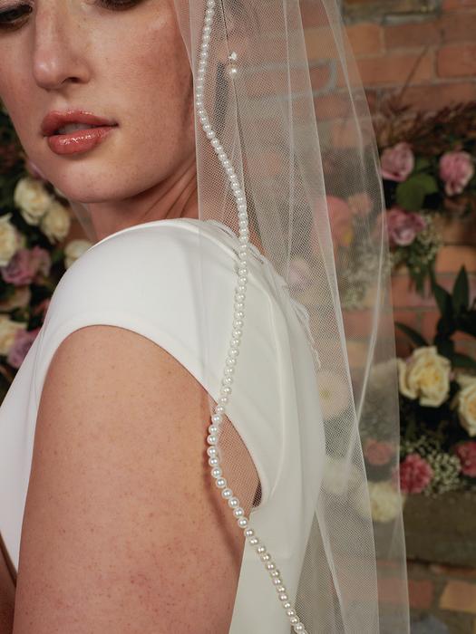 enVogue Bridal Veil V2104SF