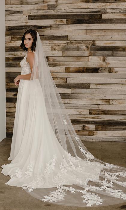 enVogue Bridal Veil V2198C