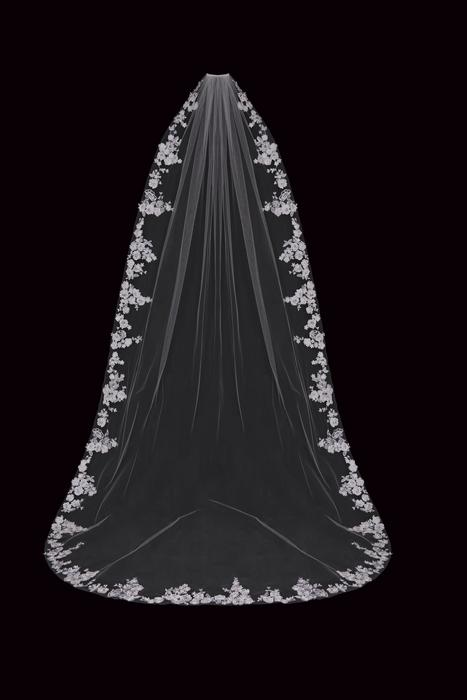 enVogue Bridal Veil V2287C