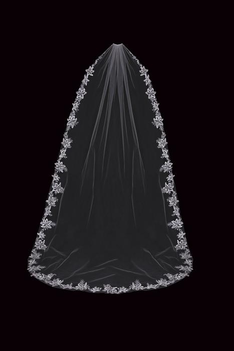 En Vogue Veil Collection V2288C