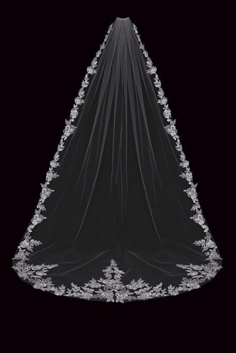 En Vogue Veil Collection V2289C