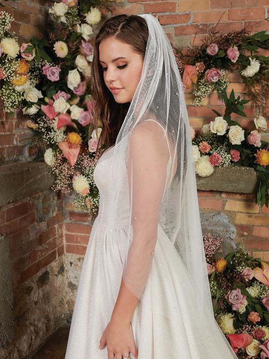 enVogue Bridal Veil V2293SF