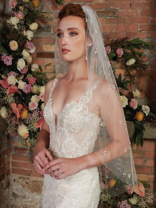 enVogue Bridal Veil V2295SF