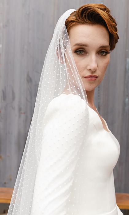 enVogue Bridal Veil V2296C