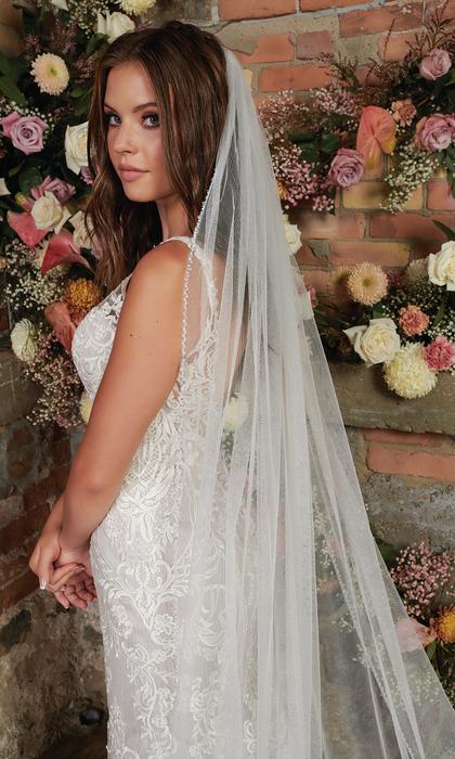 enVogue Bridal Veil V2299C