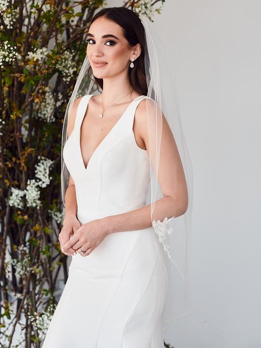 enVogue Bridal Veil V2386SF