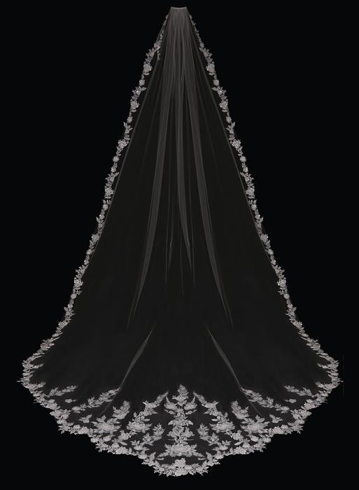 enVogue Bridal Veil V2396RC