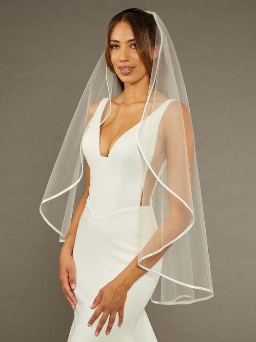 enVogue Bridal Veil V2479SF_WF