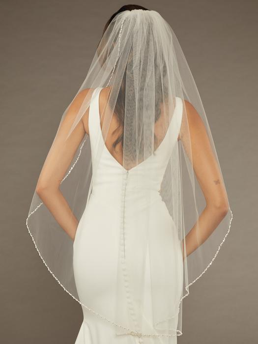 enVogue Bridal Veil V2482SF