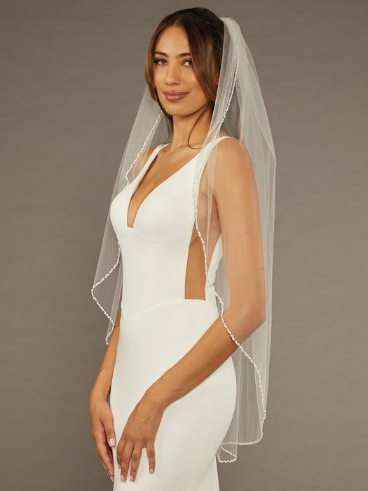 enVogue Bridal Veil V2482SF