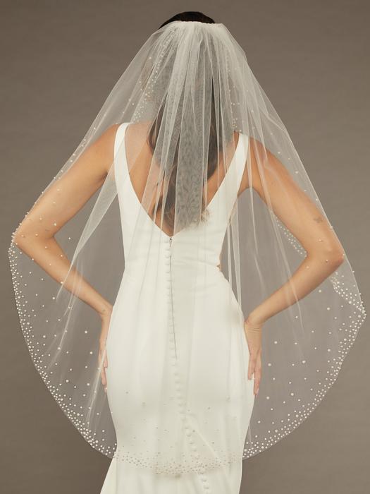 enVogue Bridal Veil V2487SF