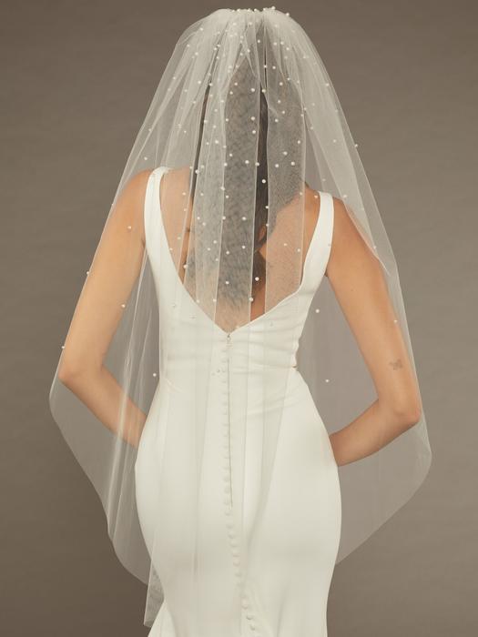 enVogue Bridal Veil V2488SF