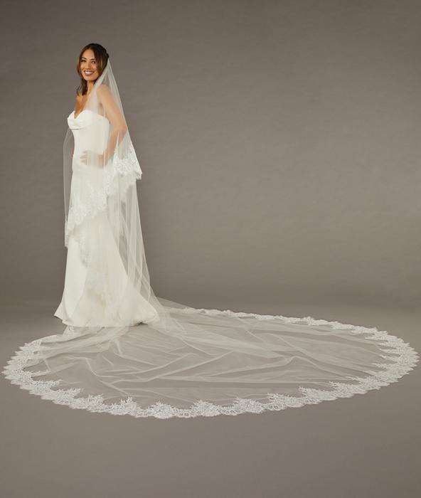 enVogue Bridal Veil V2496WRC_M